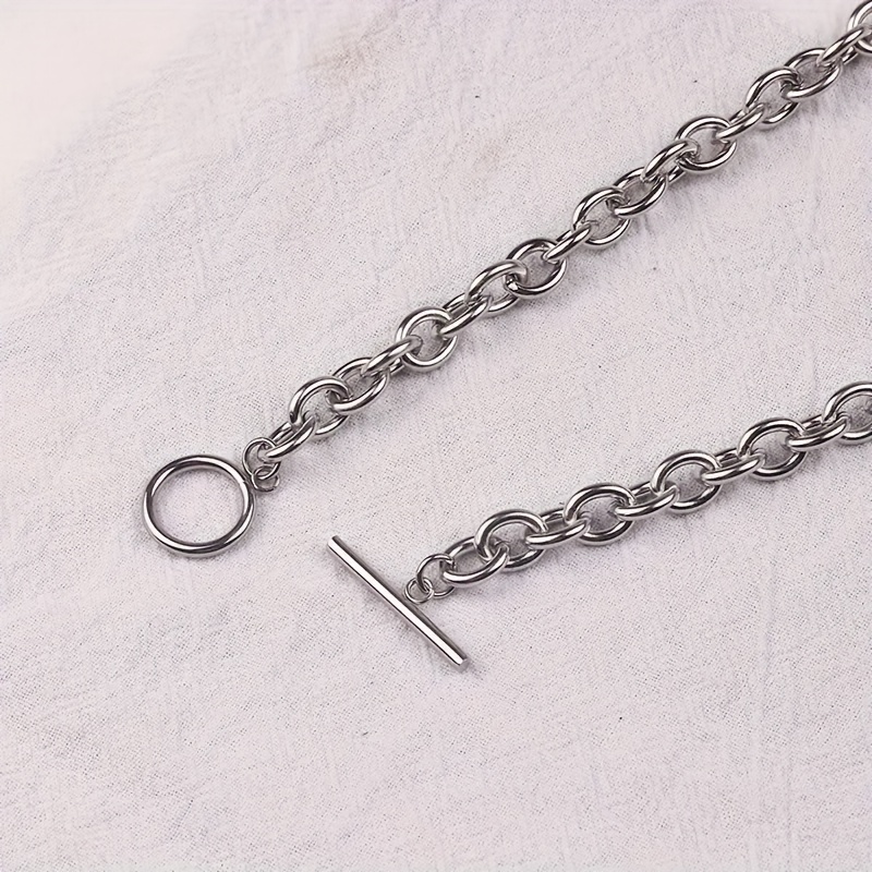 Buckle Necklace with Versatile Style
